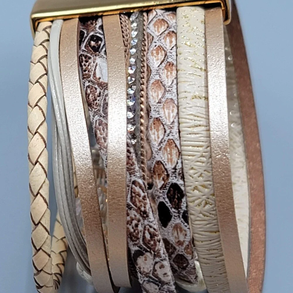 Wrap Bracelet Gold tone Tan Faux Leather Feather Charm Crystal Beads 6.5" - Picture 4 of 8